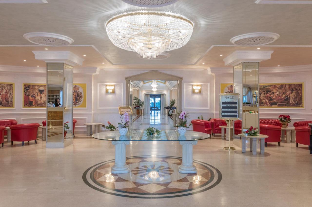 Hotel Villa Medici Рока Сан Джовани Екстериор снимка